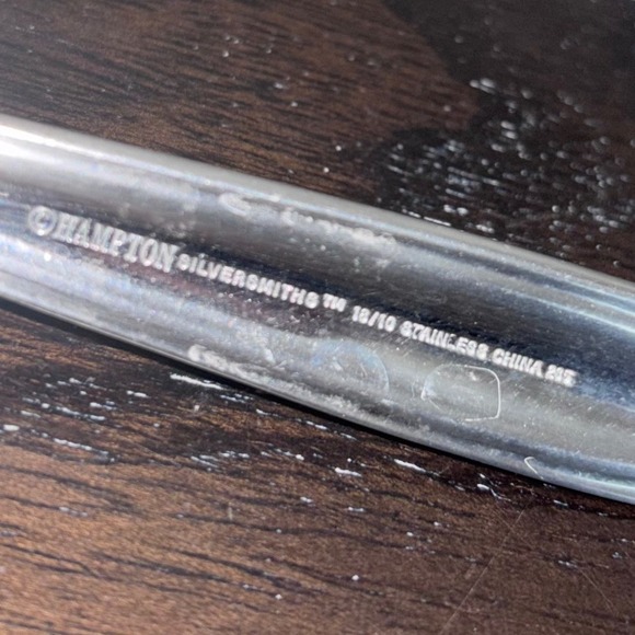 Hampton Silversmiths 18/10 | Concorde | Stainless Steel Fork | Twisted Handle - Picture 2 of 7